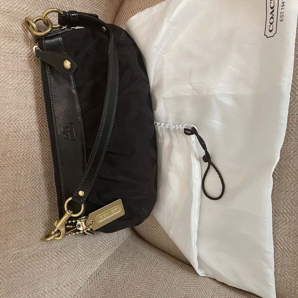 Small Coach Shoulder Bag - Picture 10 of 10